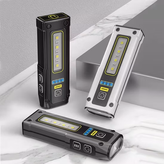 Luminosa torcia tattica a LED in alluminio da 10 W con 500 lumen